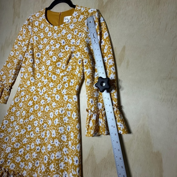 Eliza J Marigold Floral Mini Dress Size 4 - Picture 7 of 11
